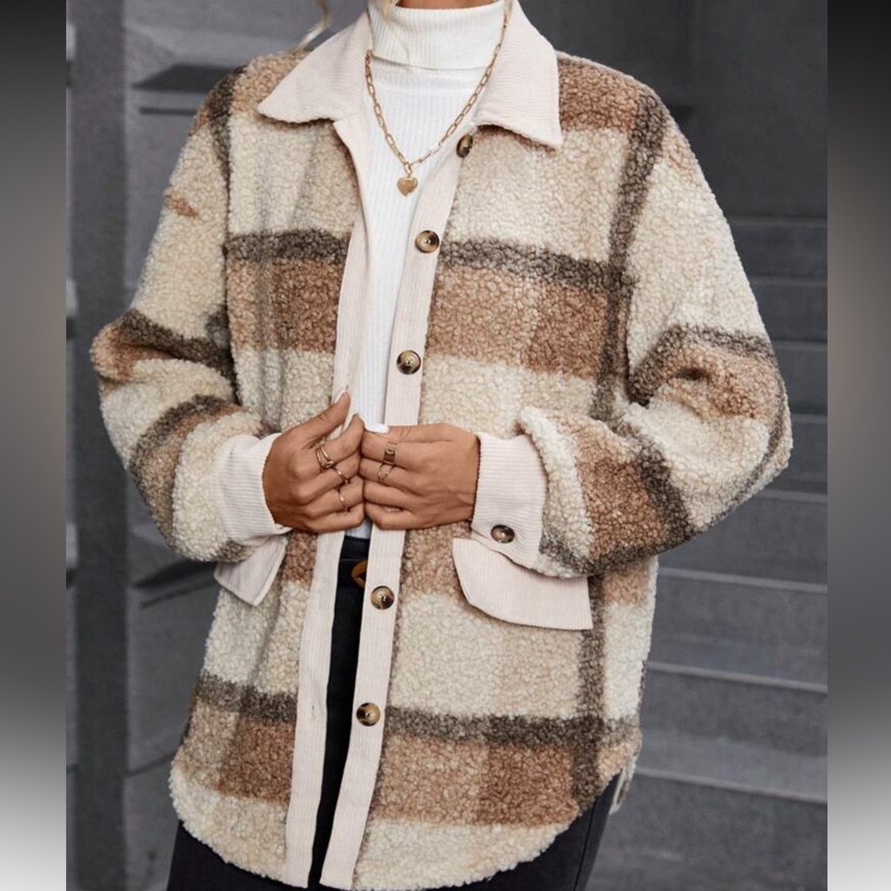 New Plaid button down Sherpa Jacket - Cream and Brown - Picture 3 of 5